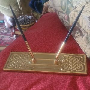 Elegant Gold Pen Holder with Pens Celtic Virginia Metal Crafters Pen Holder.